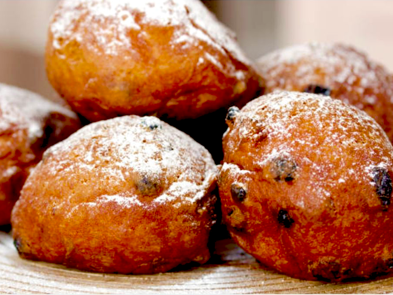 Lions oliebollen krenten (zak 12 stuks)